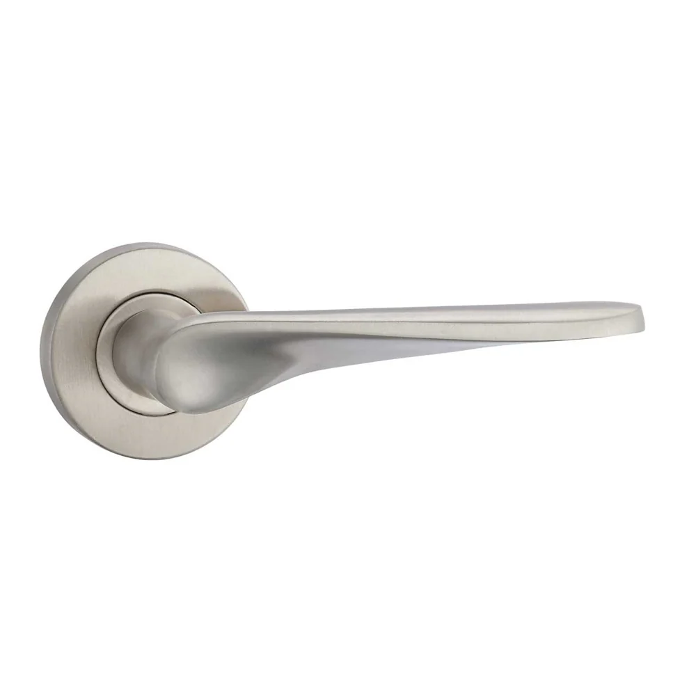 Manilla modelo '1010' con Roseta Redonda de acero inoxidable para puerta
