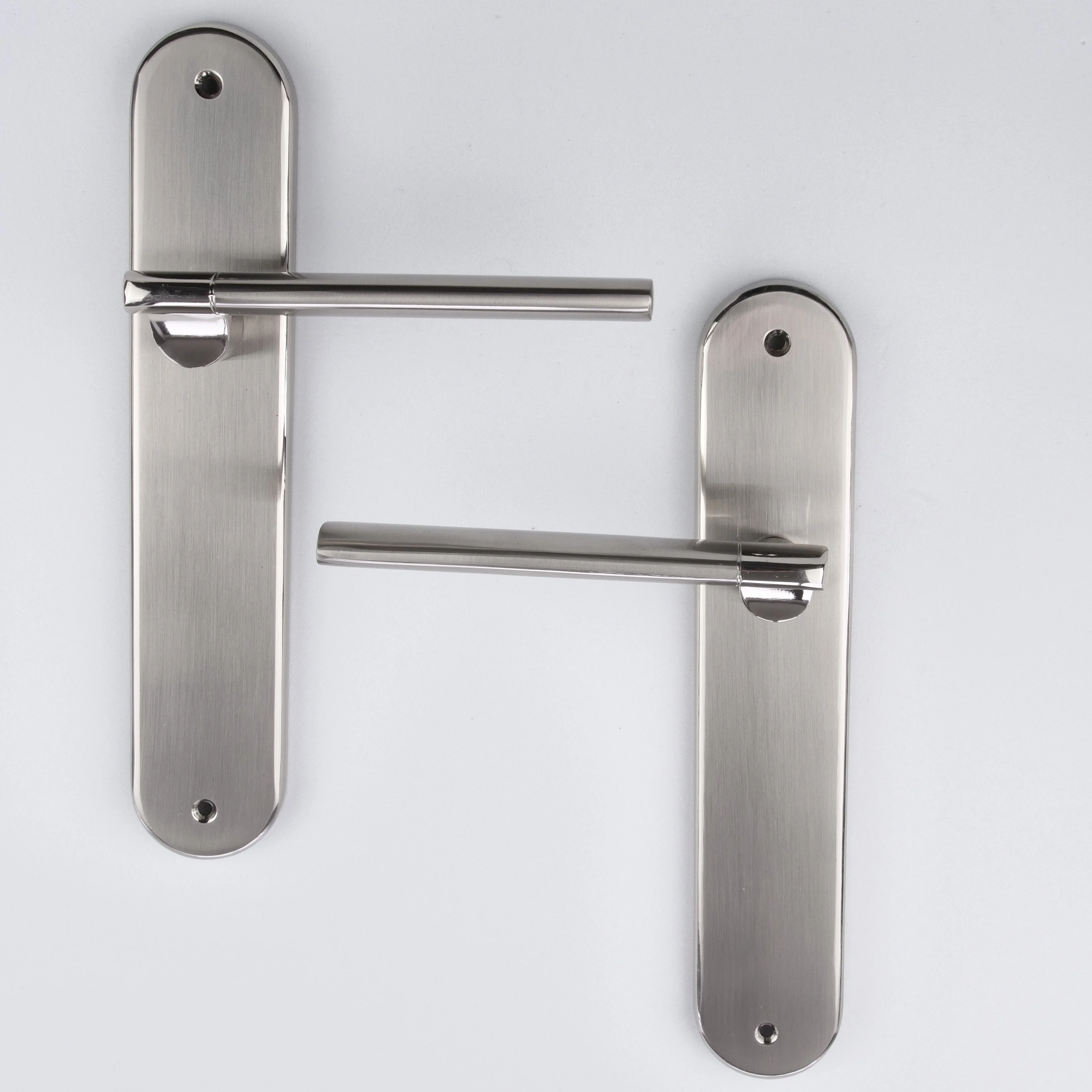 Manilla modelo '240' de zamak con placa ovalada acabado níquel combinado para puertas - Image 4