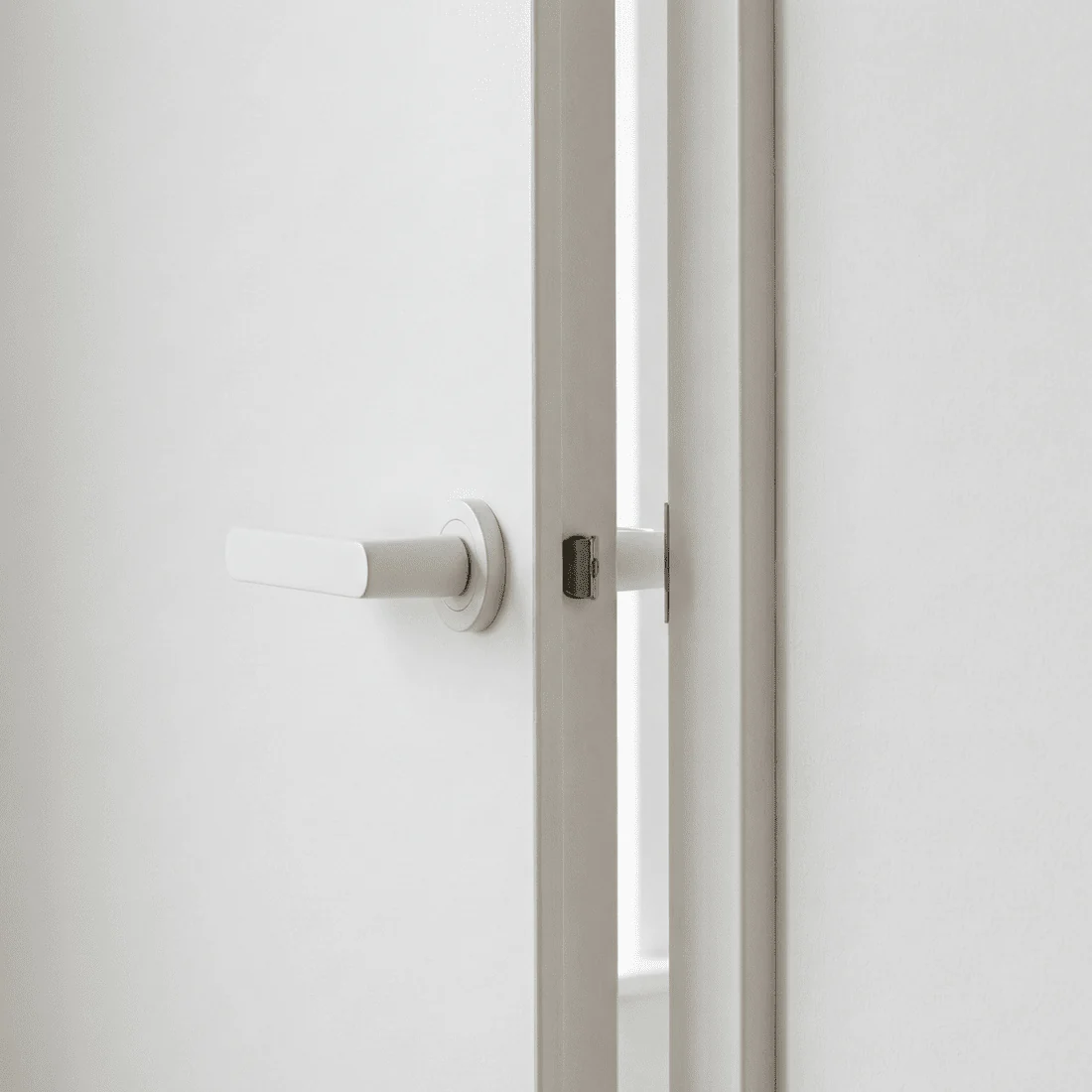 Manilla roseta redonda en Aluminio R-210 blanca - Image 2